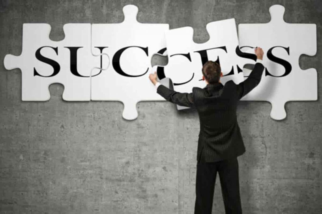 هفت مرحله تبدیل شدن به یک کارآفرین موفق