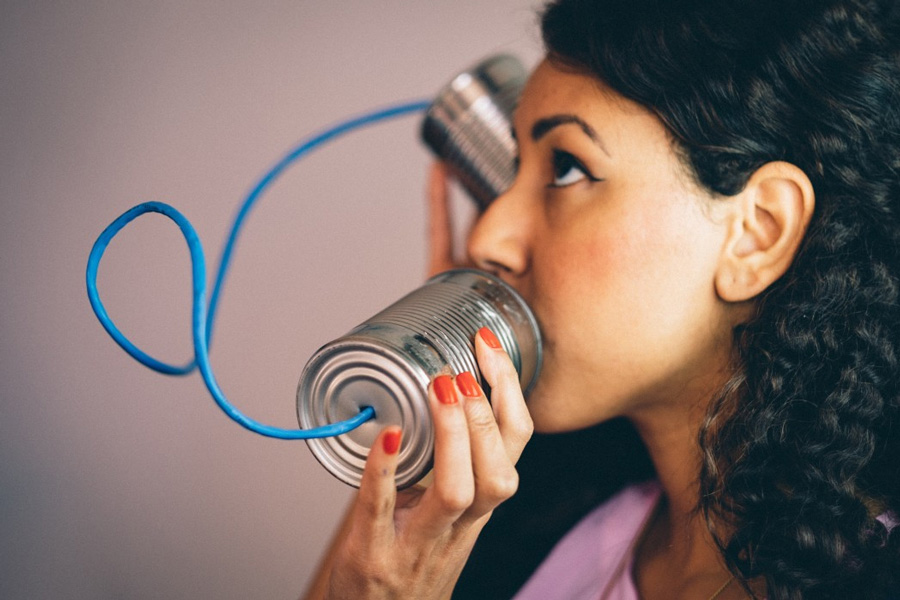 تعریف مهارت ارتباط کلامی چیست - آموزش فن بیان رایگان